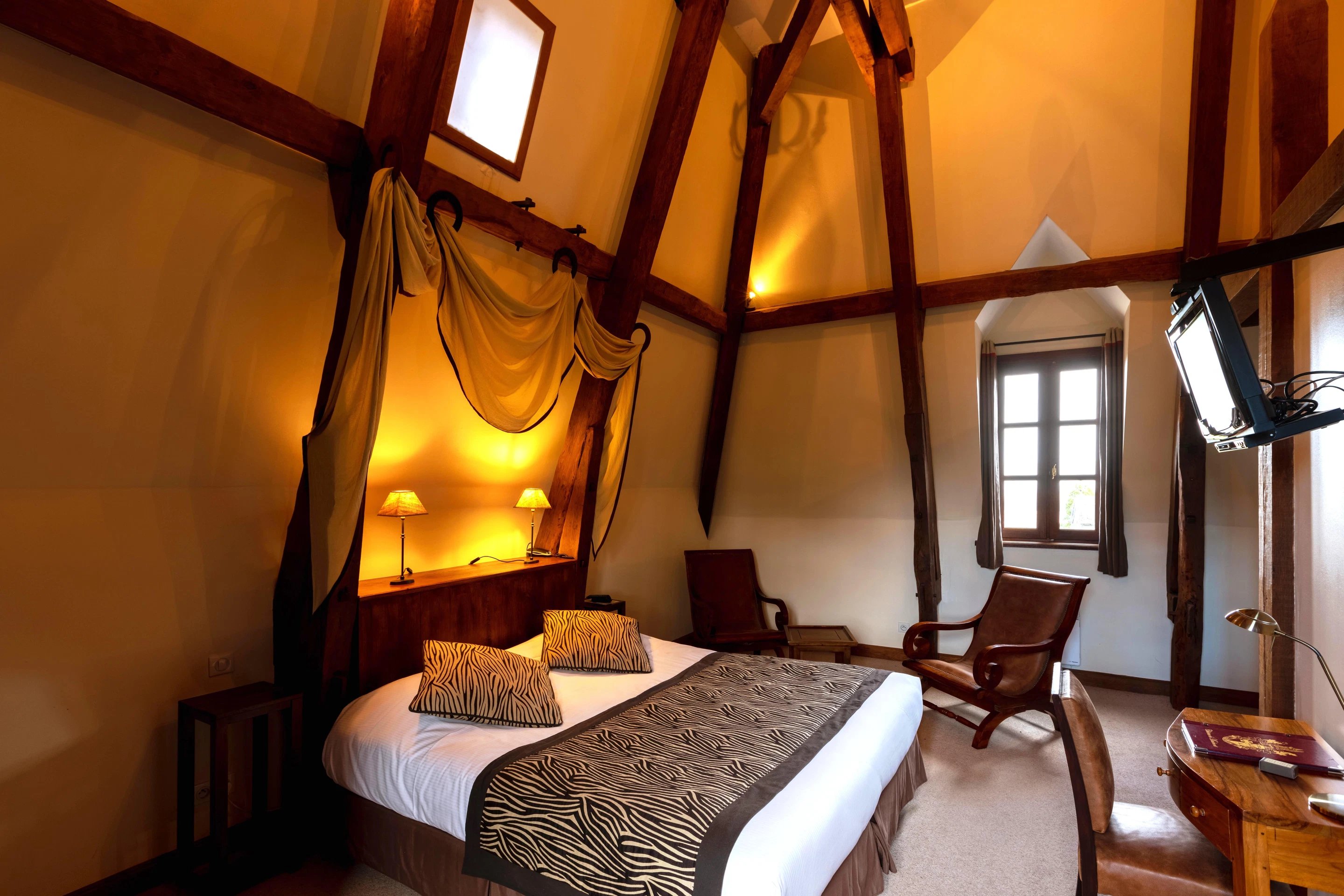 Bedroom - Château Maulmont